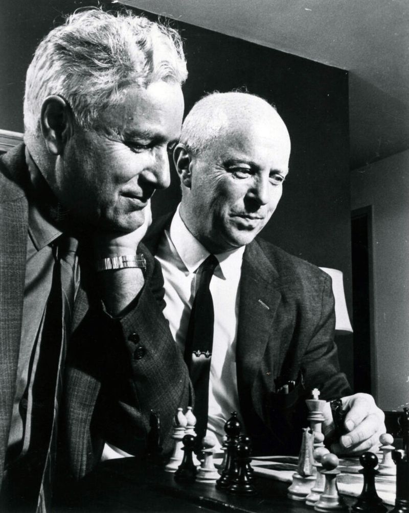 &nbsp;Elo Arpard & Cramer Fred 